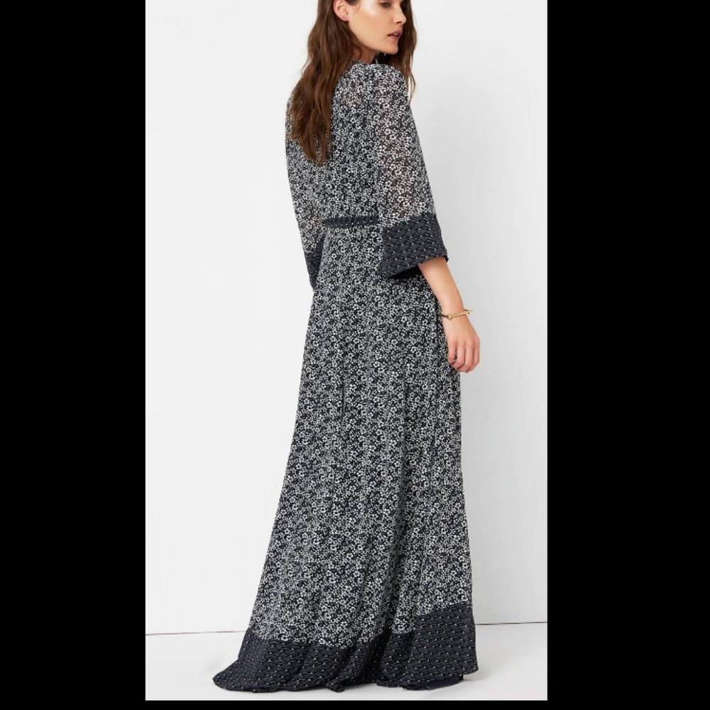 NWT Tularosa Jolene Dress in Navy - Picture 3 of 9
